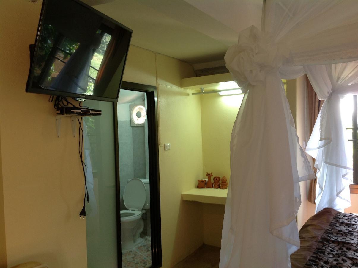 Baan Plubpla Wilai Hotel Ban Pu Khai Bilik gambar